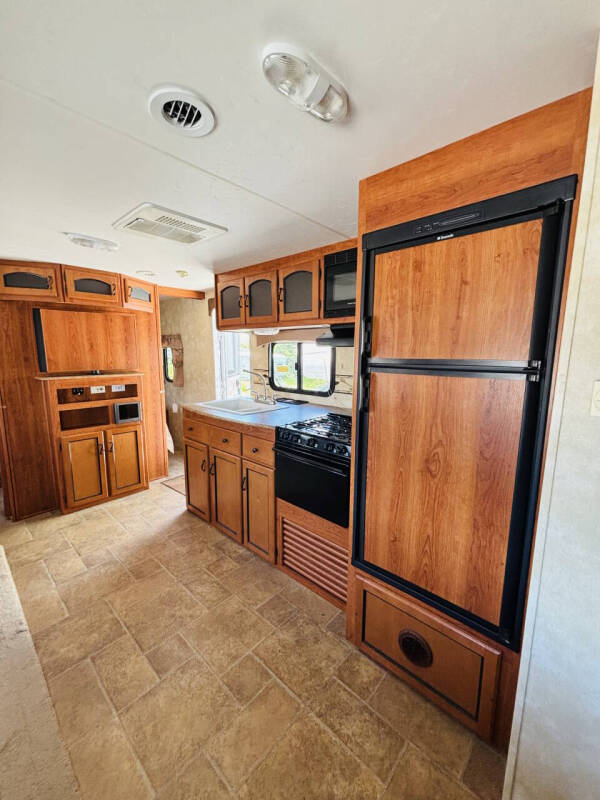 2012 Coachmen RV Freedom Express 292BHDS