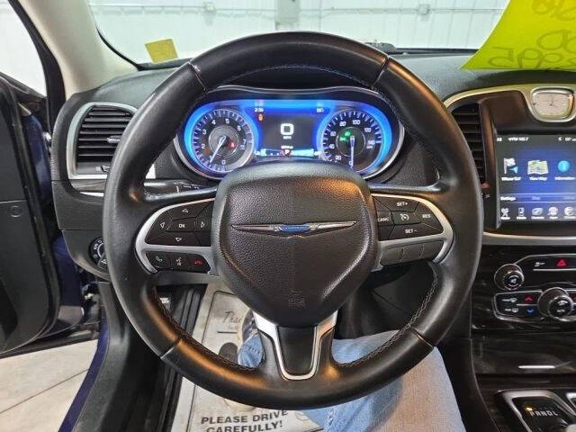 2016 Chrysler 300