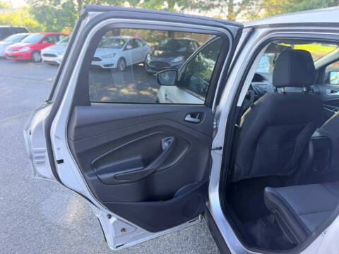 2015 Ford Escape SE