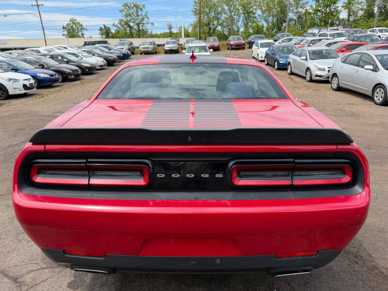 2016 Dodge Challenger SXT