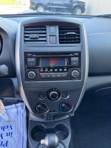 2017 Nissan Versa 1.6 SV