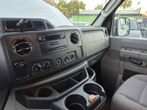 2012 Ford E-Series E-150