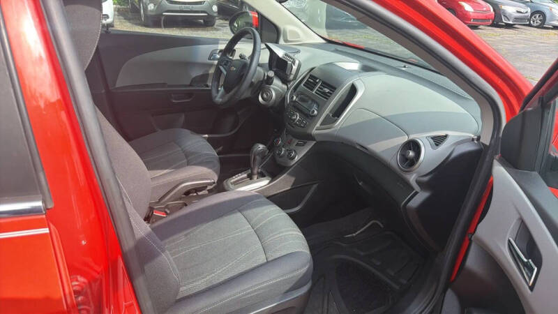2013 Chevrolet Sonic LT Auto