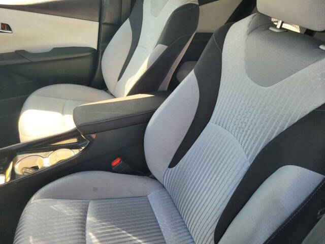 2017 Toyota Prius Four