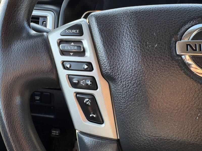 2018 Nissan Titan SV