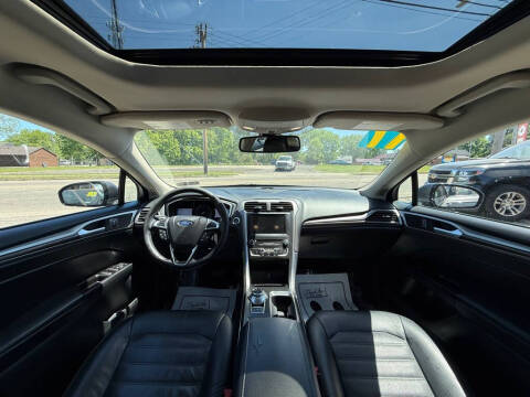 2017 Ford Fusion SE