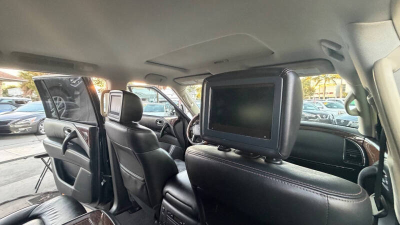 2020 Nissan Armada Platinum