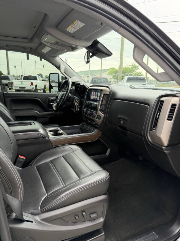 2017 GMC Sierra 2500HD Denali