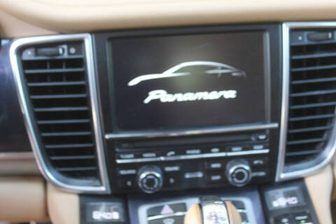 2014 Porsche Panamera 4