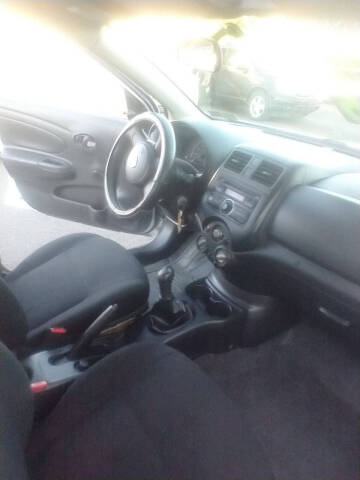 2013 Nissan Versa 1.6 S