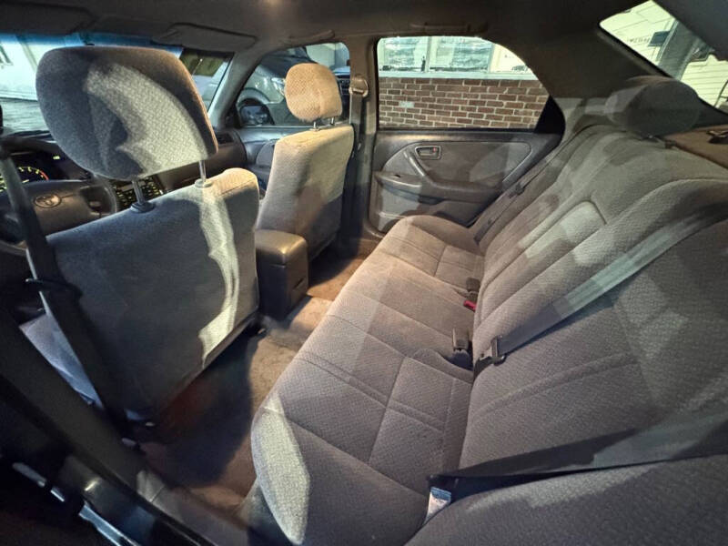 2001 Toyota Camry LE