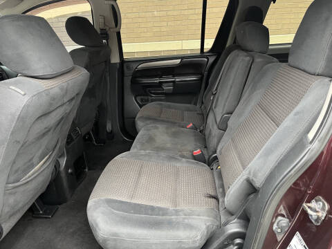 2013 Nissan Armada SV