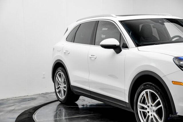 2023 Porsche Cayenne