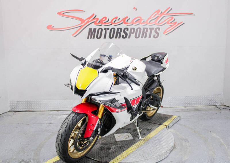 2022 Yamaha YZF-R1 World GP 60th Anniversa