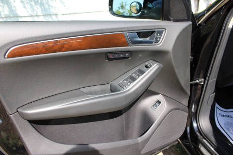 2012 Audi Q5 2.0T quattro Premium Plus