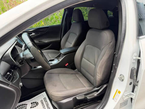 2017 Chevrolet Malibu LS