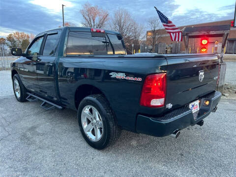 2011 RAM 1500 Sport