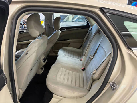 2019 Ford Fusion Hybrid SE