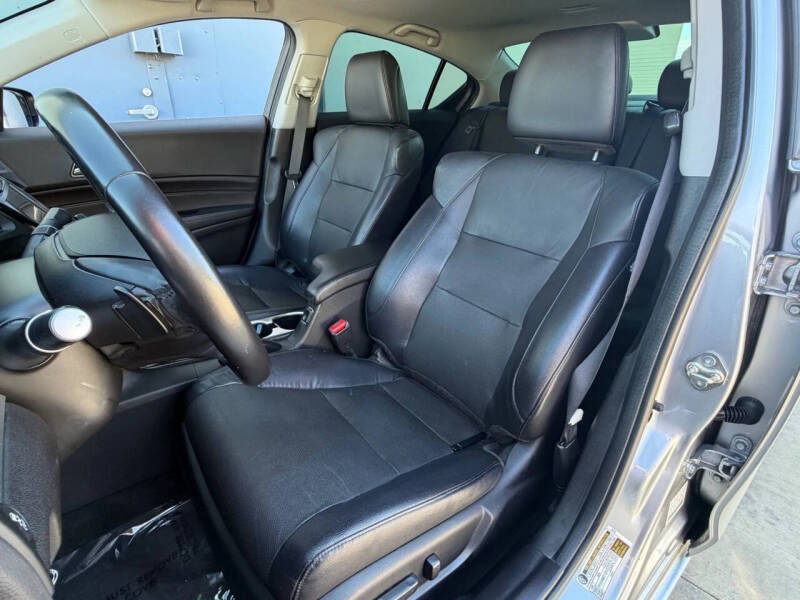 2017 Acura ILX