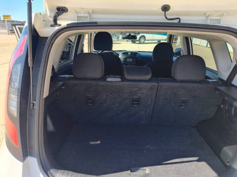 2014 Kia Soul +