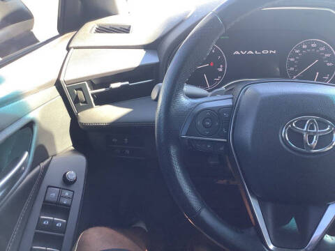 2021 Toyota Avalon XSE Nightshade