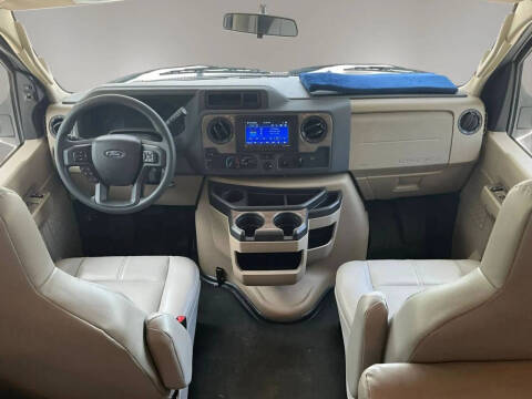2023 Ford E-Series