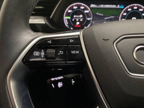 2023 Audi e-tron quattro Premium Plus