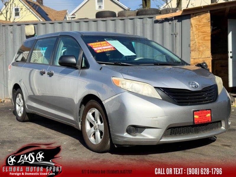 2012 Toyota Sienna Base 7-Passenger