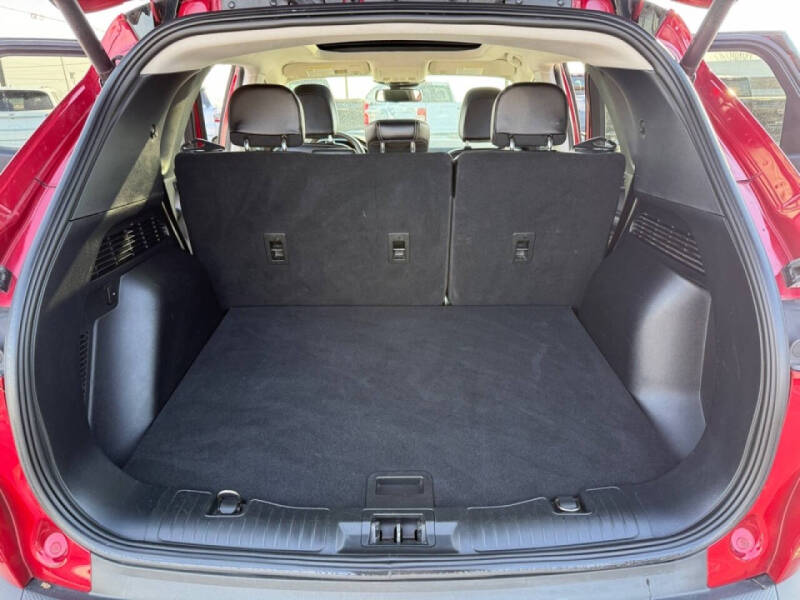 2022 Ford Escape Hybrid Titanium