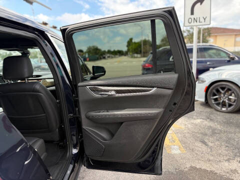 2022 Cadillac XT6 Premium Luxury