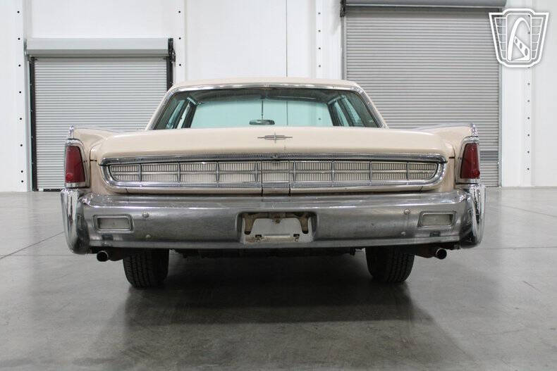 1963 Lincoln Continental