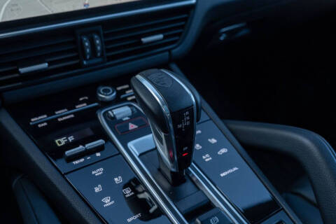 2023 Porsche Cayenne S