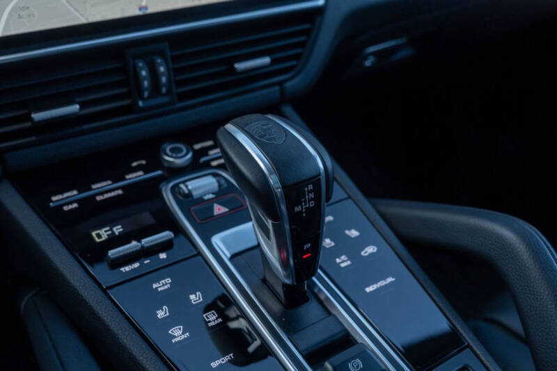 2023 Porsche Cayenne S