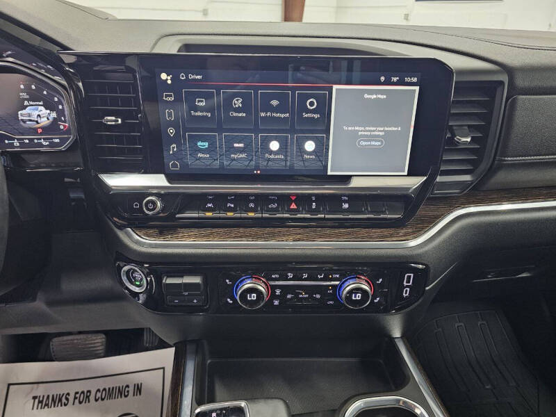 2024 GMC Sierra 1500 Elevation