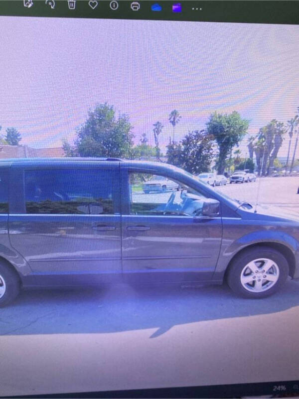 2011 Dodge Grand Caravan Crew