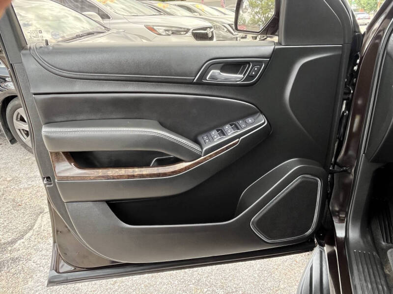 2018 Chevrolet Suburban LS
