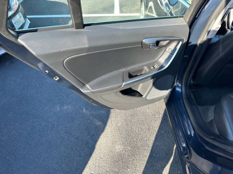 2015 Volvo V60 T5 Drive-E Premier