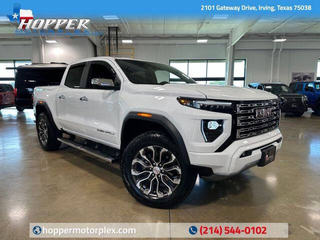 White 2024 GMC Canyon Denali 4x4 Denali 4dr Crew Cab 5 ft. SB 1