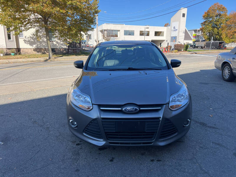 2013 Ford Focus SE photo 4