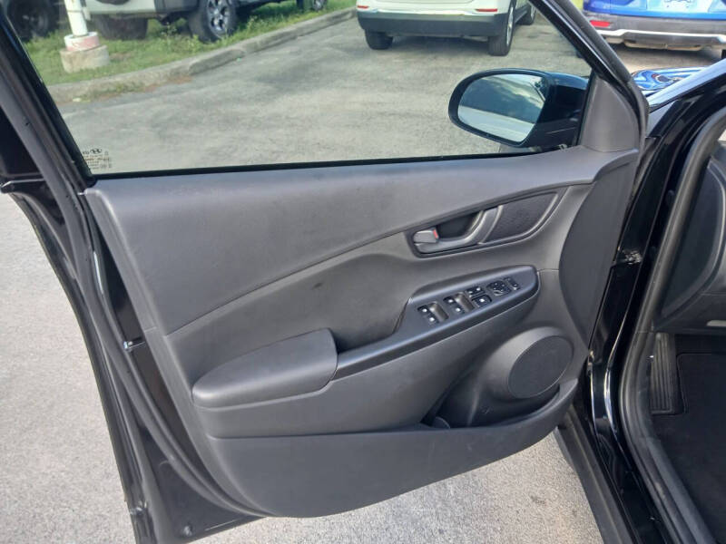 2021 Hyundai Kona SEL