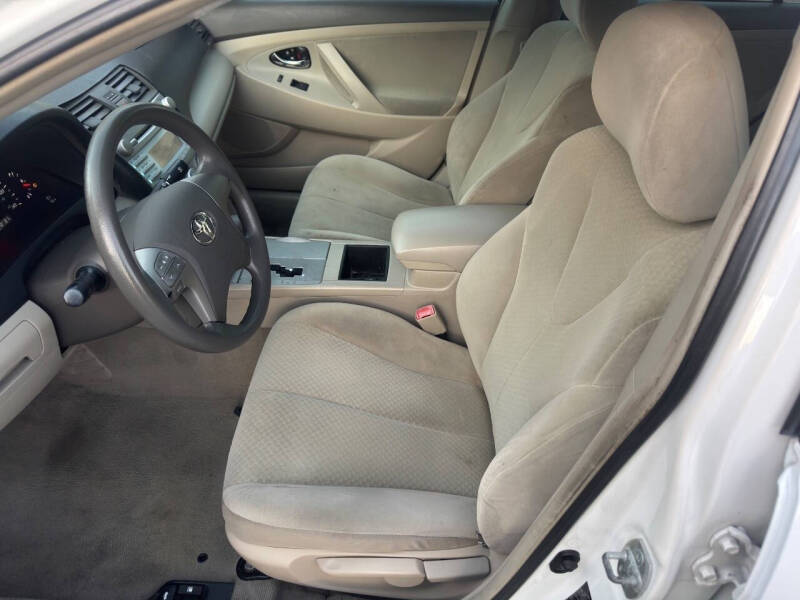 2009 Toyota Camry LE