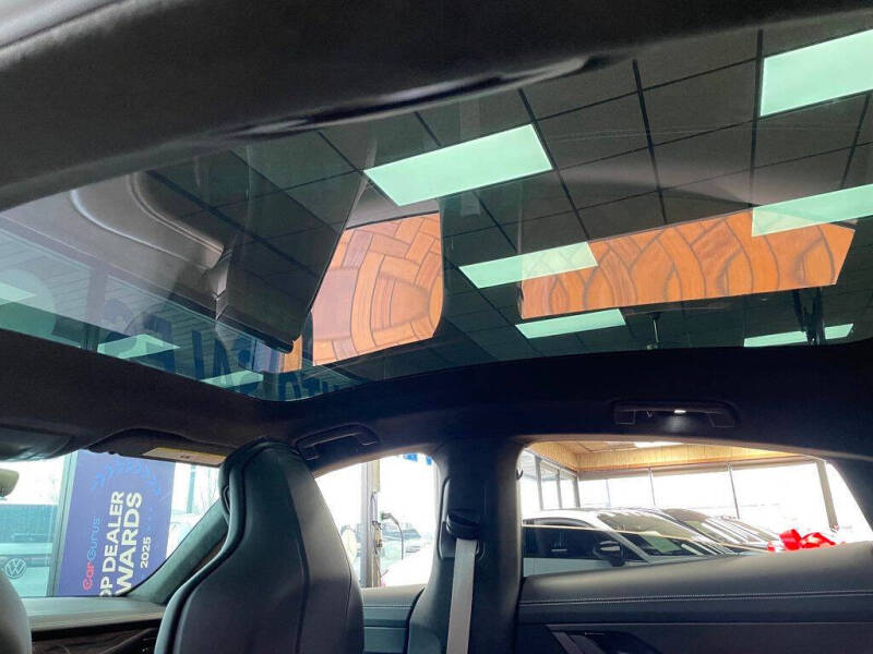 2023 Porsche Taycan GTS