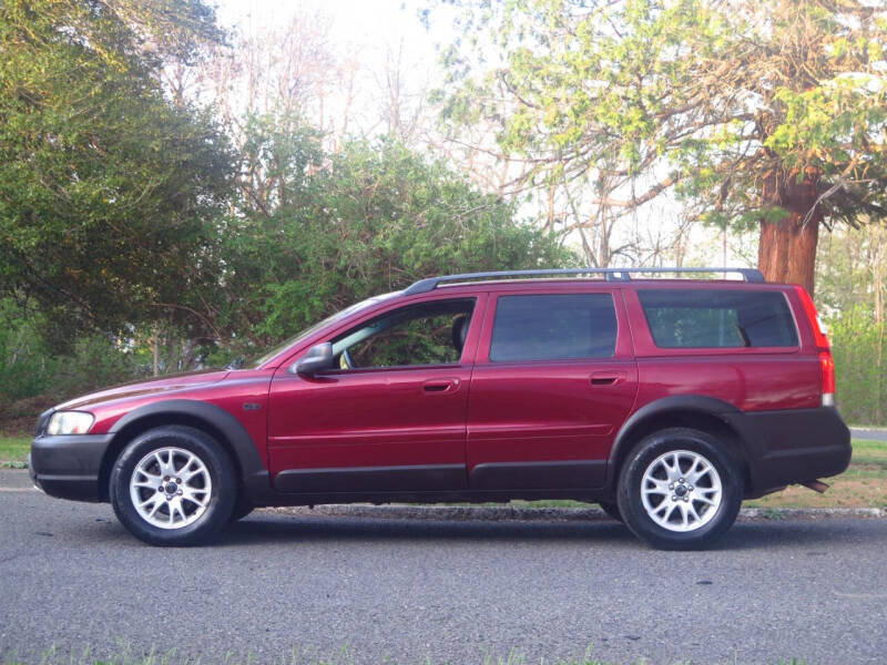 2004 Volvo XC70