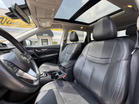 2020 Nissan Rogue SL