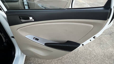 2017 Hyundai Accent Value Edition