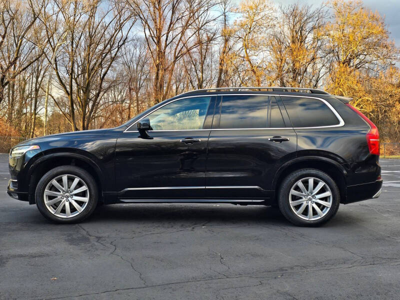 2018 Volvo XC90 T6 Momentum