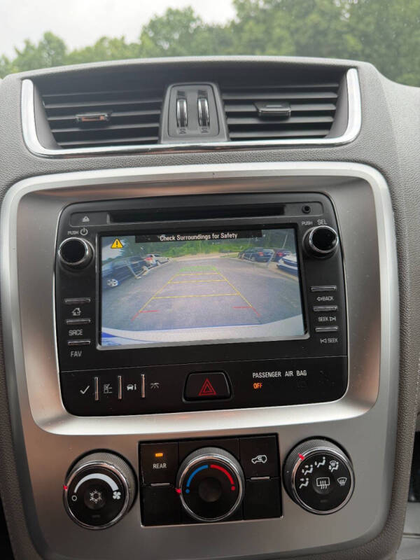 2015 GMC Acadia SLE-1