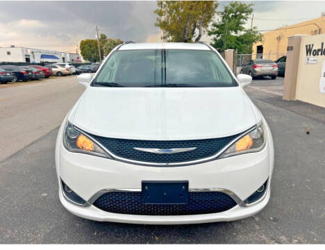 2018 Chrysler Pacifica Touring L