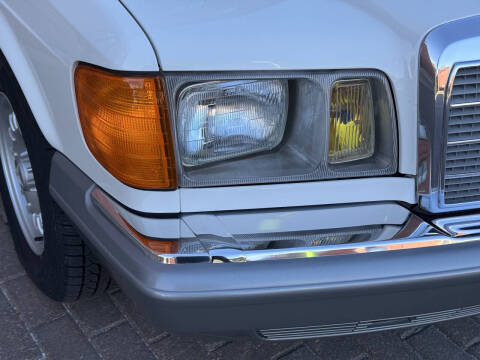 1984 Mercedes-Benz 500-Class 500 SEL