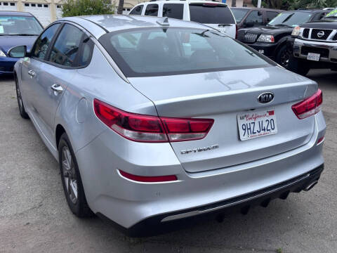 2020 Kia Optima LX